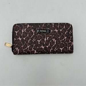Trina Turk Long Leopard Pattern Wallet with Gold Accent NWB